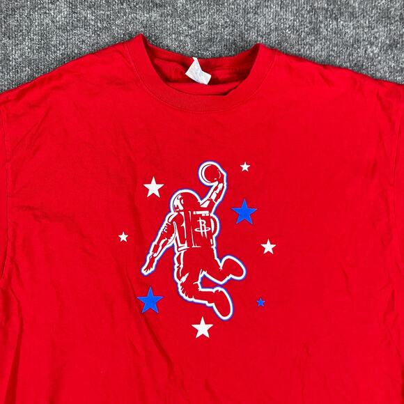 Vintage T-Shirt Mens XL Red Astronaut Dunk Graphic Tee Space Basketball Style - Picture 1 of 7